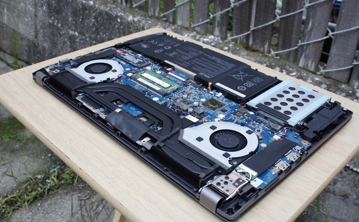 Замена или ремонт видеочипа ноутбука Compaq в Сестрорецке